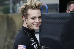 Santino Ferrucci se apunta a la Indy 500 en el tercer asiento de Rahal