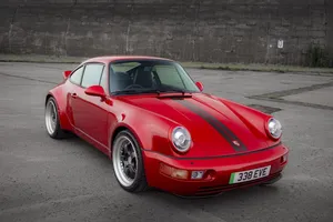 El Porsche 911 eléctrico es una realidad con este radical restomod de +500 CV