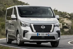 Nissan NV300 Combi 2021, la renovada furgoneta ya tiene precios en España