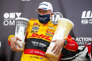 Tom Coronel: «El coche no sabe tu edad, la experiencia es más importante»