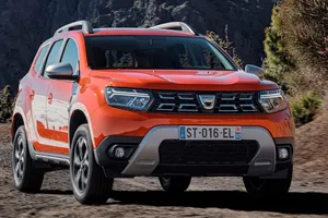 Dacia Duster 2022, el popular SUV estrena imagen, tecnología, ¡y cambio automático!