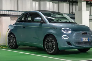 La gama FIAT solo estará compuesta de coches eléctricos en 2030