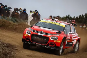 Mads Ostberg 'caldea' la categoría WRC2 del Rally de Italia-Cerdeña