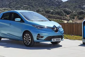 Renault presenta su plan para el diseño y producción de baterías en Francia