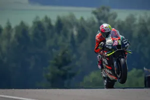 Aleix Espargaró: «Los pilotos que rechazaron a Aprilia no estarán contentos»