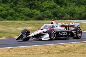 Un velocísimo Josef Newgarden arrasa en los primeros libres de Mid-Ohio