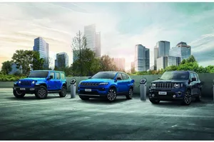 Jeep anuncia que todos sus modelos tendrán versión 100% eléctrica en 2025