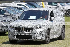 Los prototipos del nuevo BMW X1 2023 muestran sus luces de producción