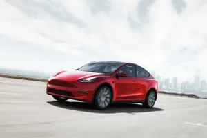 Primer contacto Tesla Model Y ¡Primeras entregas en España! (con vídeo)