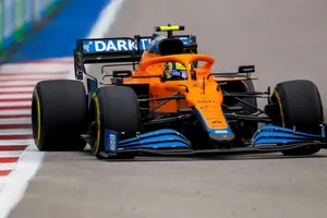 Norris asume (a medias) la culpa tras perder su primera victoria en F1