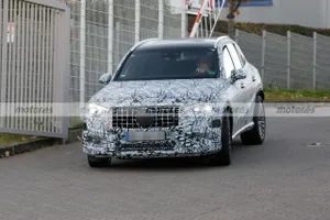 Primeras pruebas, y fotos espía, del futuro Mercedes-AMG GLC 43 2023
