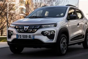 Precio y equipamiento del Dacia Spring Business, la versión destinada a profesionales