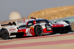 El Toyota #8 le gana la partida al #7 en los primeros libres de Bahrein