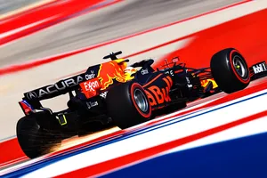 Verstappen rompe el reinado de poles de Mercedes en Austin