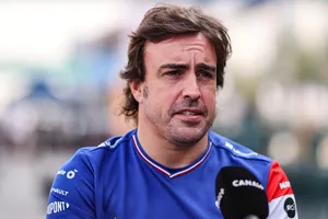 Alonso ‘pasa’ del caso Verstappen: «No he tenido tiempo de verlo»