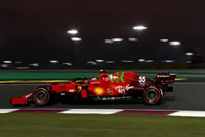 Sainz, receloso de la estrategia de Ferrari: «No tendremos mucha ventaja»