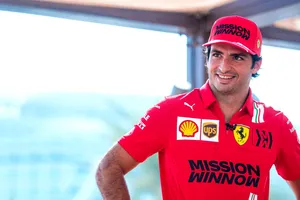 Sainz: por qué «mola» ser piloto Ferrari y en qué punto está su renovación