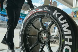 Kumho Tire desarrolla sus propios neumáticos para vehículos TCR