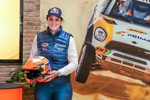 Laia Sanz está preparada para su debut en coche en el Dakar 2022