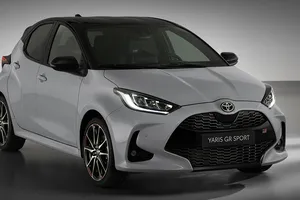 Toyota Yaris GR Sport 2022, deportividad y electrificación se dan la mano