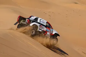 Henk Lategan consigue su primera victoria de etapa en el Dakar