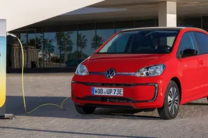 La demanda de coches eléctricos baratos permite al Volkswagen e-up! seguir con vida