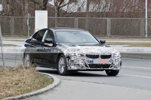 El BMW Serie 3 LCI 2023 posa en nuevas fotos espía más destapado