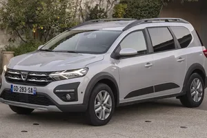 El Dacia Jogger, el chollo de los coches familiares baratos, al detalle en estas nuevas fotos