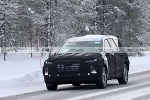 Hyundai Palisade Facelift 2023, el SUV coreano cazado en pruebas en Suecia