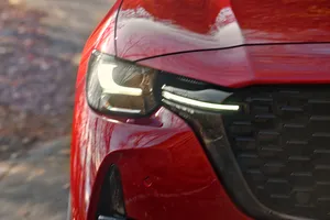 El nuevo Mazda CX-60 PHEV se acerca, ¡ya tiene fecha de presentación!
