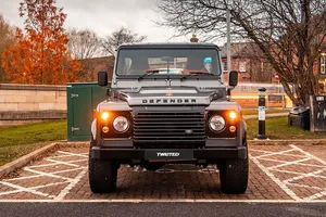 Twisted e-Defender, el clásico pick-up británico se transforma en eléctrico