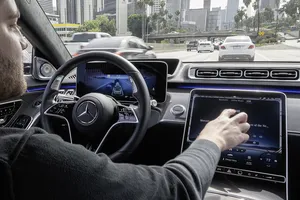Mercedes marca el camino a Tesla: será legalmente responsable en caso de accidente con Drive Pilot