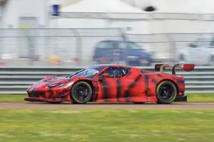 Ferrari publica las primeras fotos reales del Ferrari 296 GT3 desde Fiorano