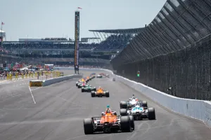 En busca del coche 33: a contrarreloj para llenar la parrilla de la Indy 500