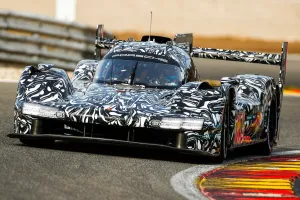 Nuevas fotos y vídeo del prototipo LMDh de Porsche en Spa-Francorchamps