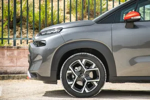 El chollo de los SUV baratos pequeños está en Citroën y presume de equipamiento