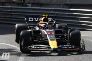 Pérez le gana a Sainz la partida en la caótica carrera de Mónaco