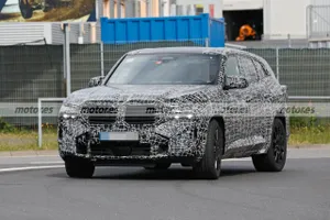 Los prototipos del BMW XM revelan nuevos detalles en Nürburgring