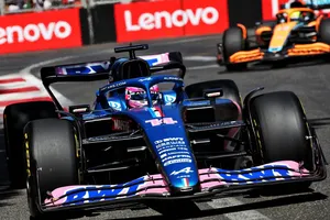 Fernando Alonso, récord histórico, sufrimiento y tercer GP consecutivo en los puntos