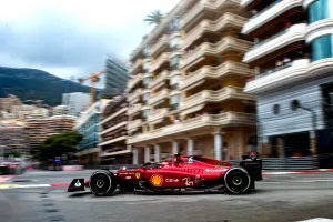 El Ferrari de Sainz y Leclerc, sin mejoras significativas hasta Silverstone