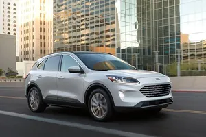 Los futuros coches eléctricos de Ford se cobrarán la vida del Escape en 2025