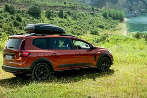 El Dacia Jogger se convierte en la camper barata de cinco plazas que estabas esperando