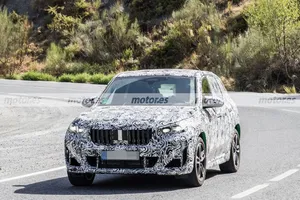 El BMW X1 M35i xDrive 2023 revela interesantes detalles en nuevas fotos espía