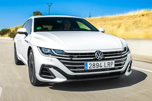 Volkswagen: «Los combustibles sintéticos deben complementar a los coches eléctricos»