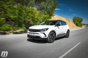 Prueba Opel Grandland Hybrid, el PHEV de la familia (con vídeo)