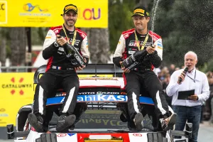 ¡Fernando Alonso no está solo! La absurda sanción a Sébastien Ogier en el Rally RACC