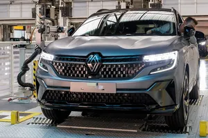 La producción de vehículos en España cierra septiembre de 2022 con una subida del 13,3%