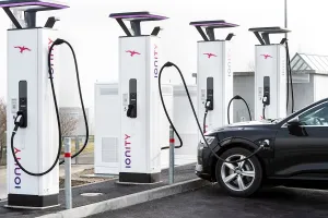 Las medidas de ahorro de energía en Suiza afectan de lleno a los coches eléctricos