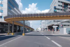 Autopistas flotantes (y solares) para bicicletas: una innovadora idea para resolver la falta de espacio en las calles