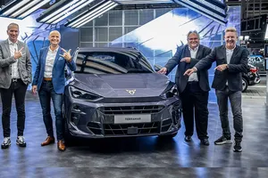El nuevo CUPRA Terramar se presenta en la planta de Audi en Hungría